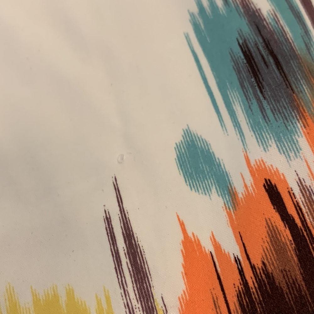 The Limited Abstract Design Tank Top - Picture 5 of 7